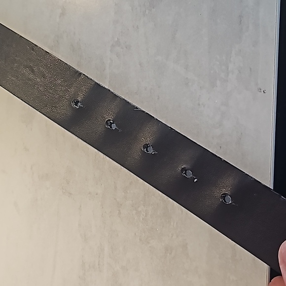 Guess Black/Brown Reversible Men's Belt - Picture 3 of 4